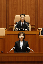 山崎たい子区議　北区2013年第四定例本議会代表質問
