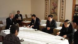 花川区長へ申し入れ