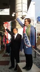 池内さおり、王子駅にて朝のご挨拶