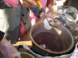 豊島中央通り商店街で「餅つき大会」