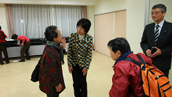 「まちかど区政報告会」