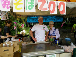 2015年かっぱまつり、お店の早朝準備中風景