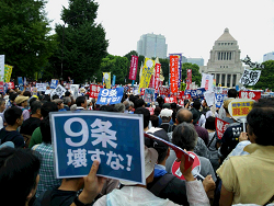 2015年8月30日「戦争法案廃案!安倍政権退陣!」国会行動