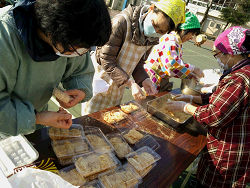 豊島３丁目の町会主催「新春おもちつき」