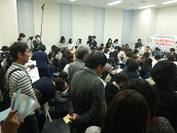 衆議院会館で開かれた「待機児解消のためにも、思い切った処遇改善で、保育士を増やそう！緊急集会」