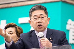 小池晃参議院議員