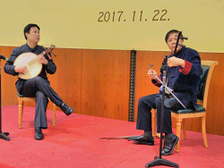 古楽器の演奏