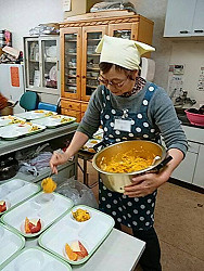 「こども食堂としま虹」