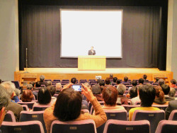 「標的の島」　講演会