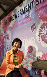 MARYMOND POPUP SHOP EVENTに参加した山崎たい子区議