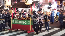 王子稲荷狐の行列で年越し 