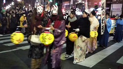 王子稲荷狐の行列で年越し 