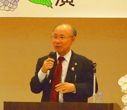 宇都宮健児氏