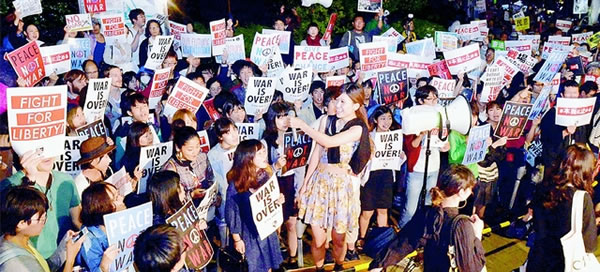 シールズSEALDs(自由と民主主義のために、学生たち)