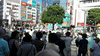 赤羽駅東口にて街頭演説